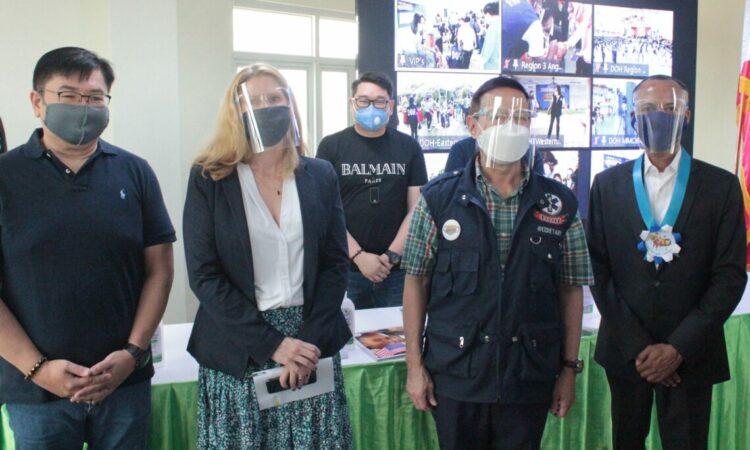 Cavite Rep. Luis Ferrer IV, USAID Office of Health Deputy Director Katherine Tilout, General Trias Mayor Antonio Ferrer, DOH Secretary Francisco Duque III, and USAID Mission Director Lawrence Hardy II at the launch of DOH’s Measles, Rubella, Oral Polio Vaccine Supplemental Immunization Activity Phase 2 in Cavite.