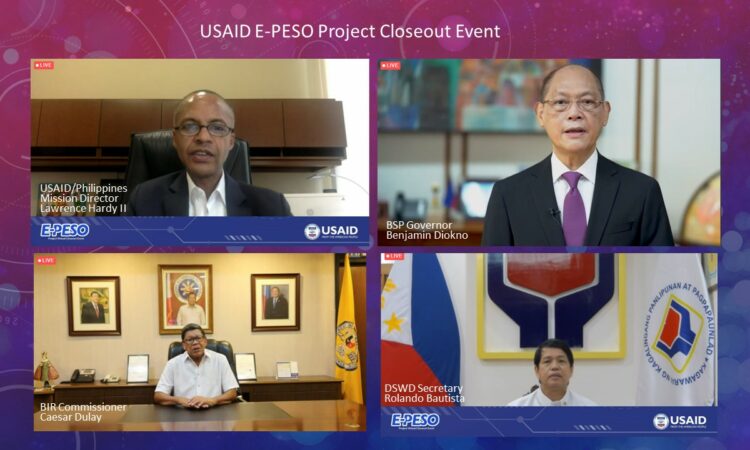 (Clockwise from top left) USAID Mission Director Lawrence Hardy II, BSP Governor Benjamin Diokno, BIR Commissioner Caesar Dulay, and DSWD Secretary Rolando Bautista at the completion ceremony of USAID’s E-PESO project on February 16.