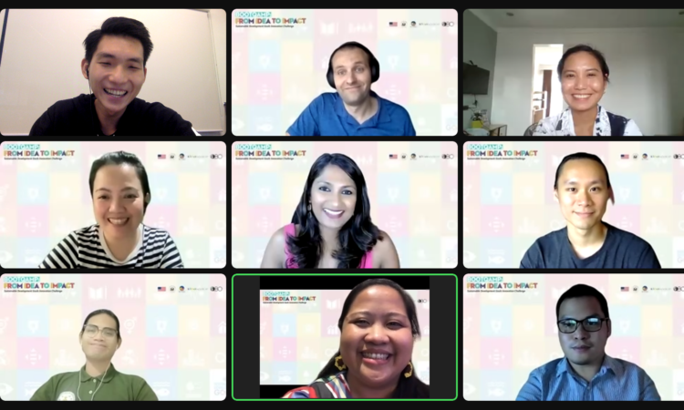 Aspiring Filipino entrepreneurs participated in a series of talks and workshops during BOOTQAMP to equip them with tools and knowledge to transform their ideas into startups for social change.