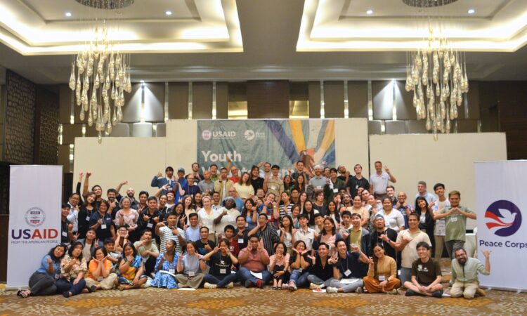 Peace Corps Volunteers and their Filipino counterparts pose for a group photo during the second “Youth Volunteerism Workshop” held in Subic, Zambales.
