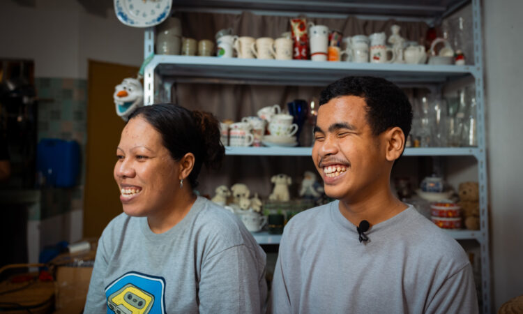 (From left) Rosechel Diata and Zhydd James Diata, 14, from Sta. Rosa, Laguna, share their struggles and lessons learned in overcoming TB Meningitis.
