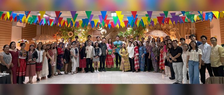 Pre-service teachers showcase their heritage by wearing local traditional attire at the opening of the U.S. Embassy’s “Moving Ideas to Impact: A Project-Based Learning Design Workshop” in Bagac, Ilocos Norte, in October. 
