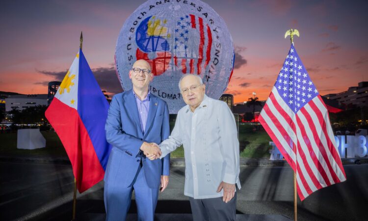 U.S. Embassy in the Philippines Chargé d’Affaires, a.i., Y. Robert Ewing and Philippine Ambassador to the United States Jose Manuel Romualdez launch the logo marking the 80th anniversary of U.S.-Philippine diplomatic relations at the SM Mall of Asia Globe in Pasay City on February 5.